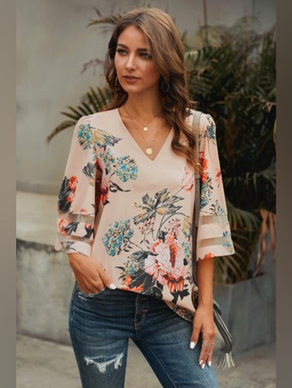 BACKROAD DISTRICT Apricot Floral V-neck Top 3/4 Flared Slvs Mesh Accents NWT LG